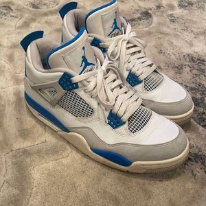 Air Jordan military 4s size 10.5